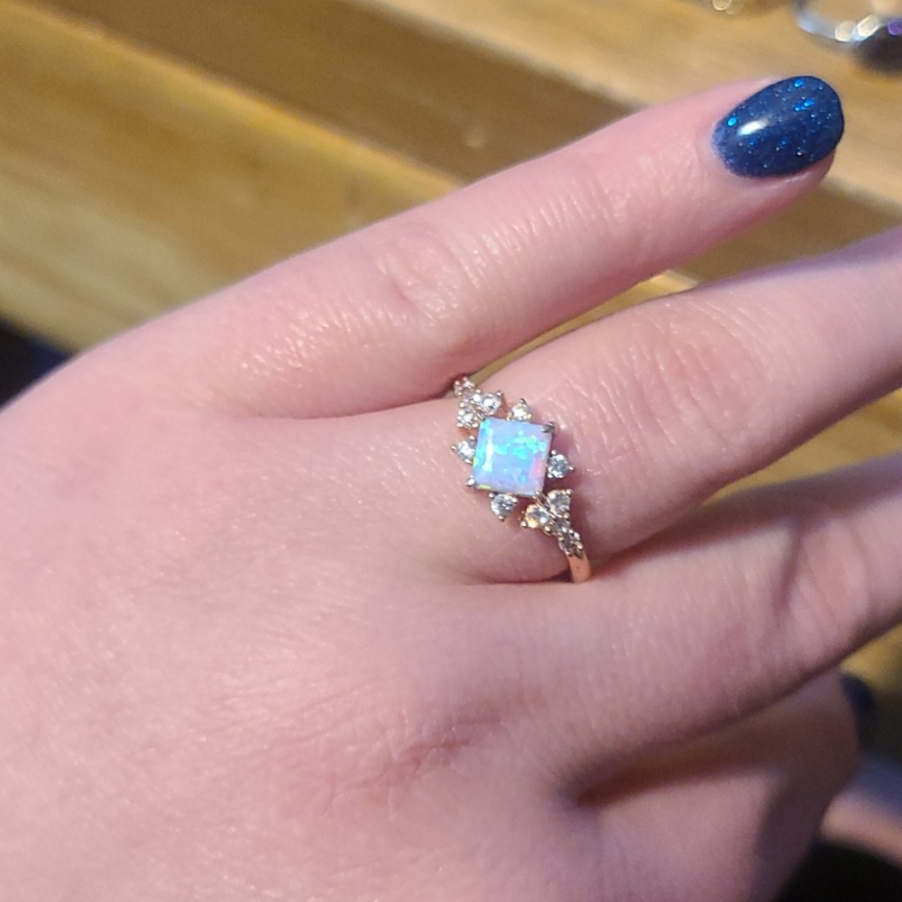 Fragrant Jewels ring size 8